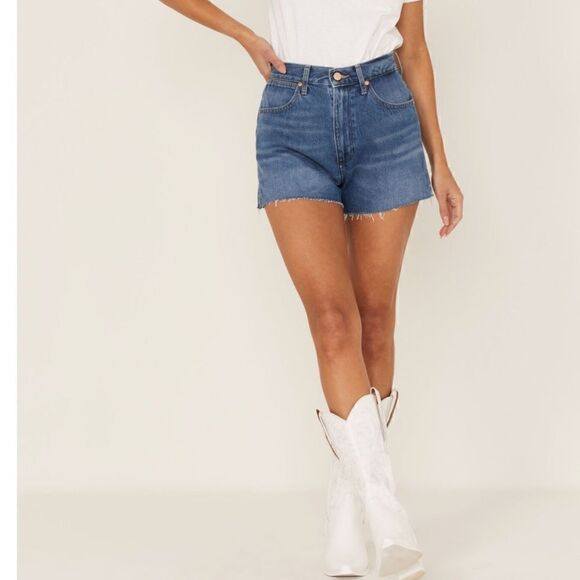 NWT Wrangler Cut-off Jean Shorts Distressed - Picture 1 of 11